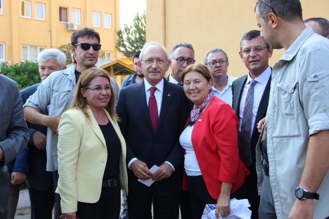 Kılıçdaroğlu Üzüm Çalıştayından Ayrıldı