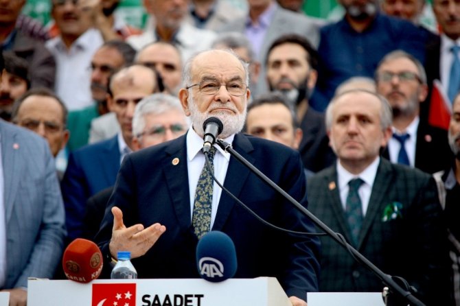 Saadet Partisi Giresun’da Fındık Çıkartması Yaptı