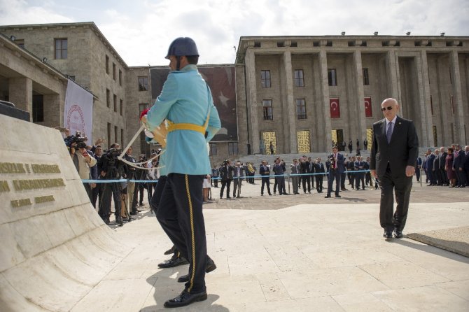 Yeni Yasama Yılı Başlıyor