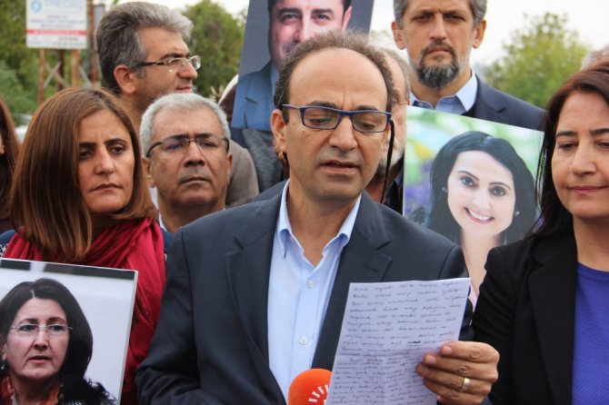 4 Kilometreden Fazla Yaklaşamadılar