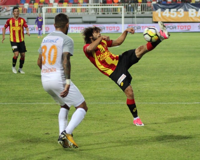 Başakşehir İzmir’de Kazandı