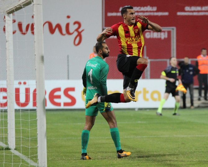 Başakşehir İzmir’de Kazandı