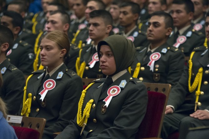 "Parasını Peşin Ödediğimiz Silahları Bize Göndermediler"