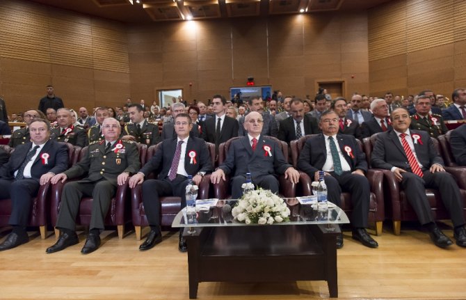 "Parasını Peşin Ödediğimiz Silahları Bize Göndermediler"