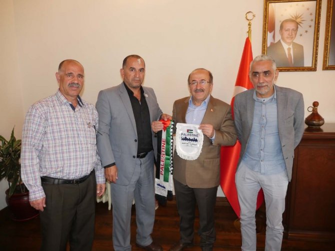 Filistin’den Trabzon’a Spor Köprüsü Kuruluyor