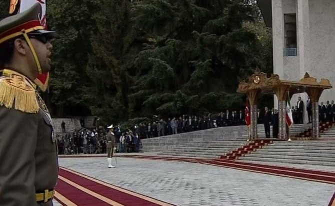 Erdoğan, İran’da Resmi Törenle Karşılandı