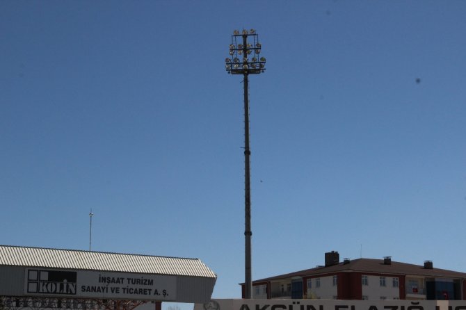 Elazığspor’un Borcu Yüzünden Stadyumun Elektriği Kesildi