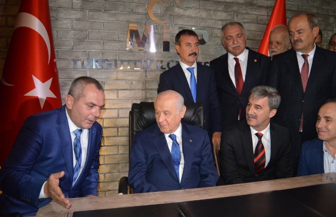 Bahçeli’den Turgutlu Teşkilatına Ziyaret