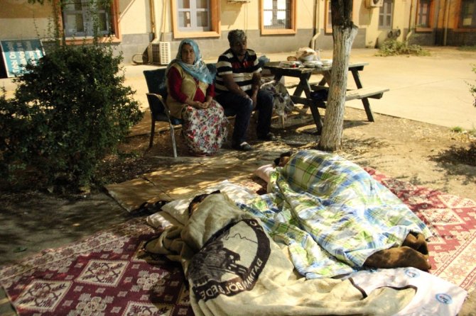 Hastane Bahçesinde Yaşam Mücadelesi