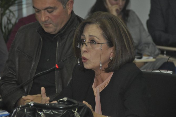 Chp’li Başkan’dan Ak Parti’li Kadın Üyeye Hakaret