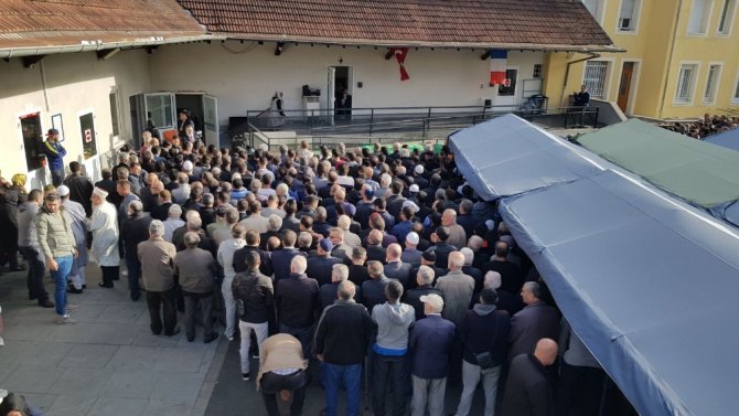 Yangının 3 Minik Kurbanı Son Yolculuğuna Uğurlandı