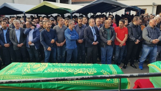 Yangının 3 Minik Kurbanı Son Yolculuğuna Uğurlandı