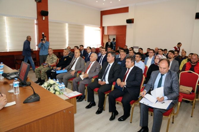 Gümüşhane’de Yurt Ve Apart Sahipleriyle Toplantı Yapıldı