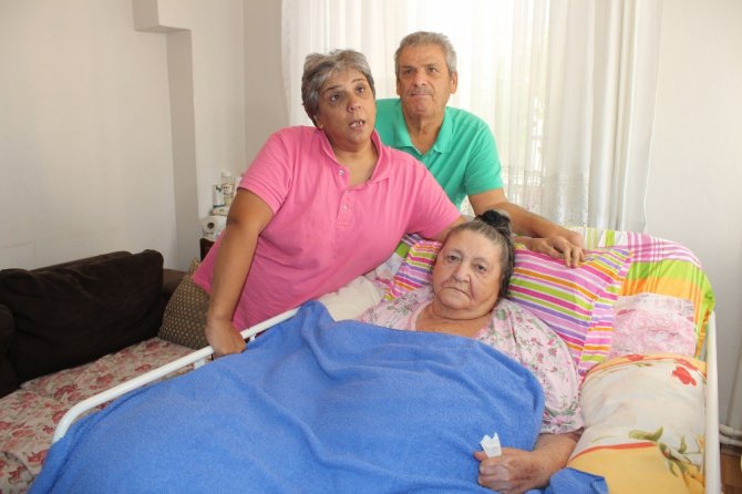 Bir Evde Üç Engelli, Kocaman Anne Yüreği