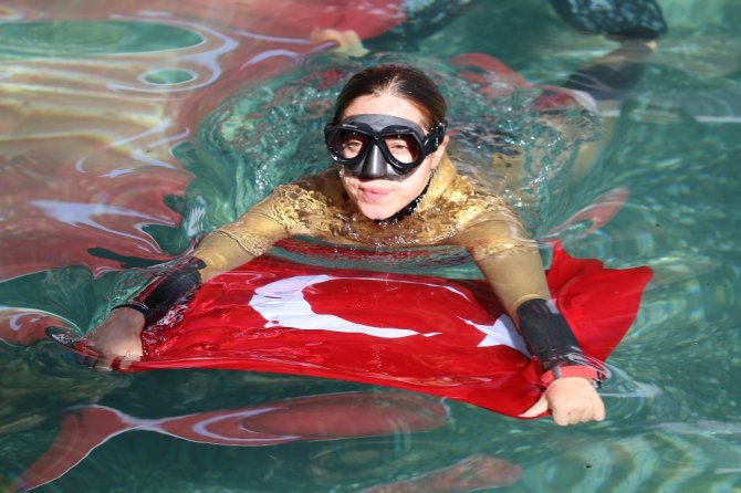 Milli Dalgıç Şahika Ercümen’den Antik Havuz Dalışı