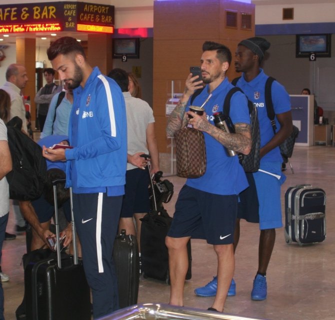 Trabzonspor, Katar’a Gitti