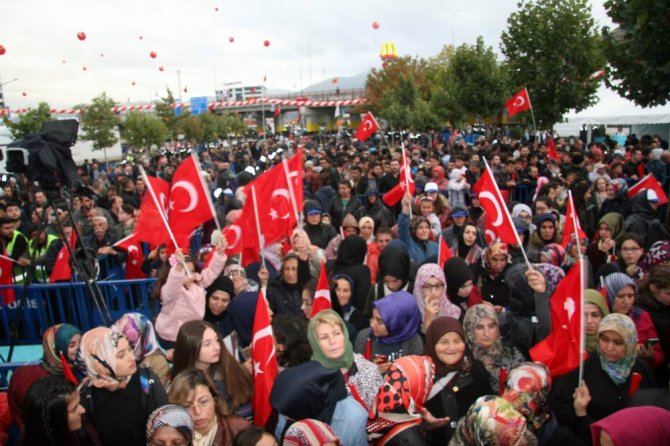 “Bolu Tüneli 23 Yılda Yapıldı, Bu Tüneller 6 Ayda"
