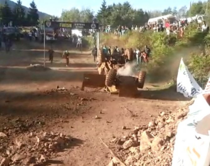 Artvin Off-road’da Yürekleri Ağza Getiren Kaza