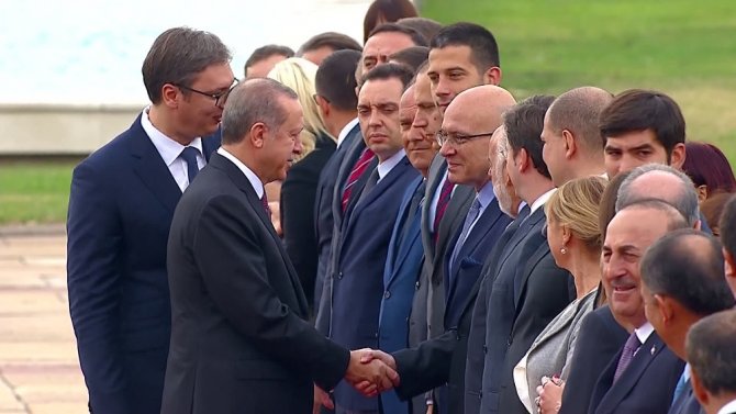 Sırbistan’da Resmi Törenle Karşılandı