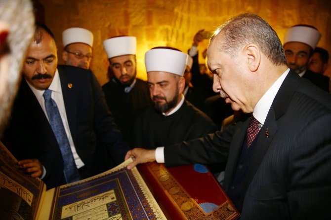 Erdoğan’dan Sırp Mevkidaşına Özel Tasarım Bisiklet Hediyesi