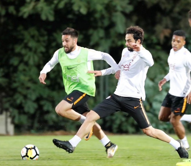Galatasaray’da Konyaspor Mesaisi Sürdü