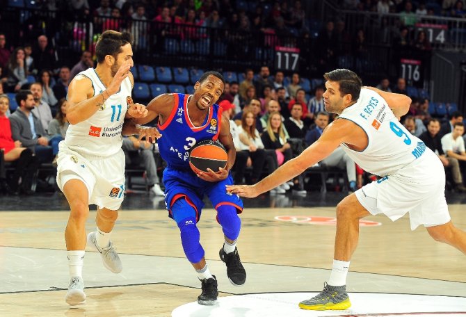 Anadolu Efes, Real Madrid’e Mağlup Oldu