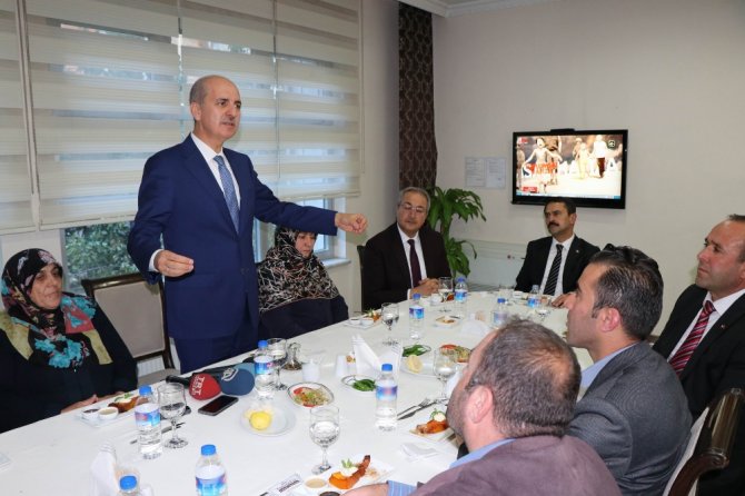 Şehit Aileleri Ve Gaziler İle Yemekte Buluştu