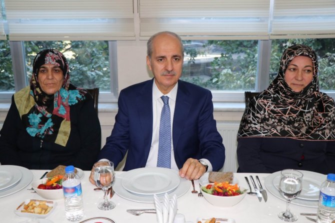 Şehit Aileleri Ve Gaziler İle Yemekte Buluştu