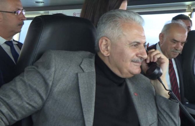Başbakan Yıldırım, Feribotta Kaptan Köşküne Çıktı