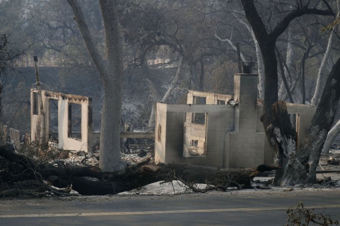 Kaliforniya’daki Yangında Ölü Sayısı 36’ya Yükseldi