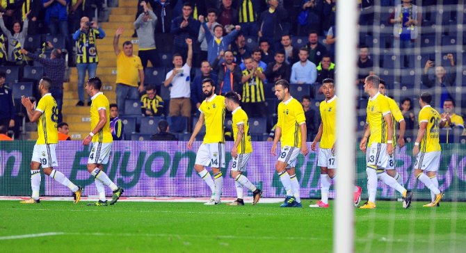 Kadıköy’de İlk Yarıda 3 Gol