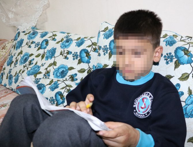 "Yazamayınca Öğretmen Beni Dövdü, Canım Yandı"