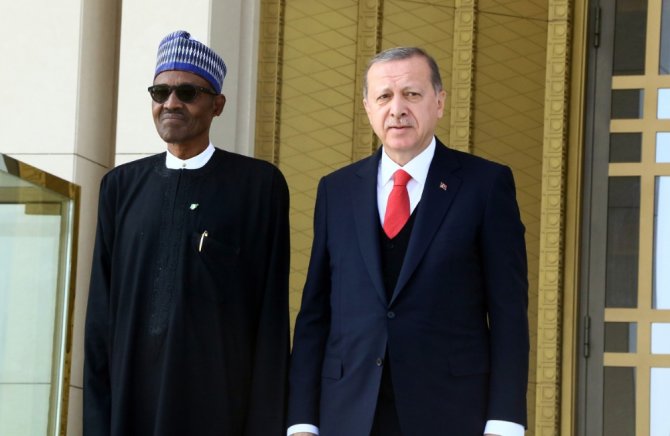 Erdoğan Nijeryalı Mevkidaşını Törenle Karşıladı