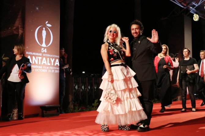 Antalya Film Festivali Kırmızı Halı Geçişiyle Başladı