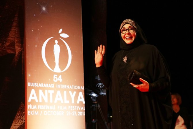 Antalya Film Festivali Kırmızı Halı Geçişiyle Başladı
