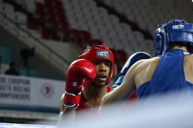 Genç Erkekler Avrupa Boks Şampiyonası Başladı