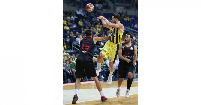 Fenerbahçe Potada Rahat Kazandı