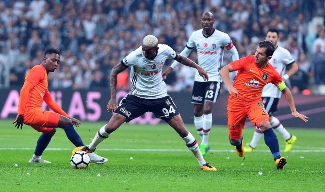 İlk Yarıda Gol Yok