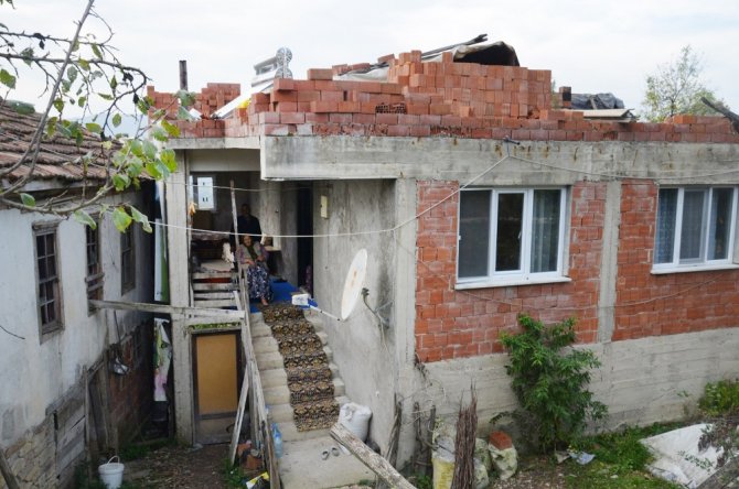 Esme Teyzenin Tek Bacağı İle Yaşam Mücadelesi