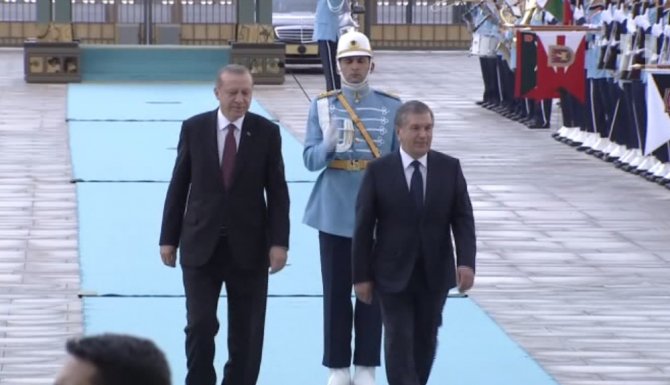 Özbekistan Cumhurbaşkanı Mirziyoyev Külliye’de