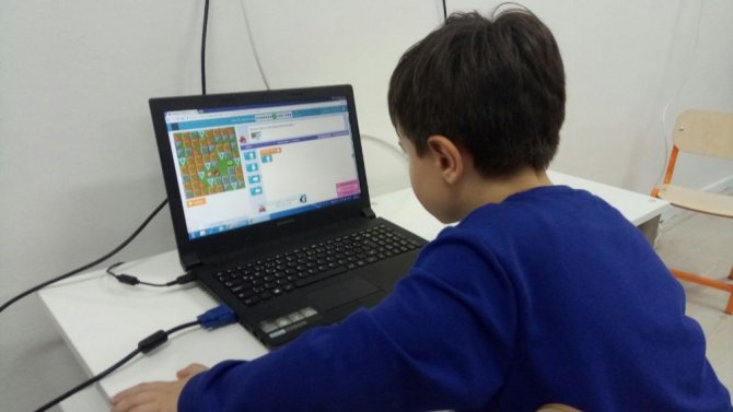 Okuma Yazma Öğrenmeden Kodlamayı Öğreniyorlar