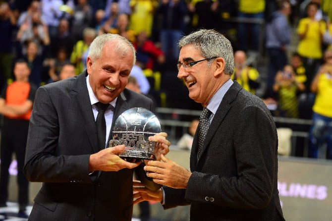 Yılın Koçu Ödülü Obradovic’in