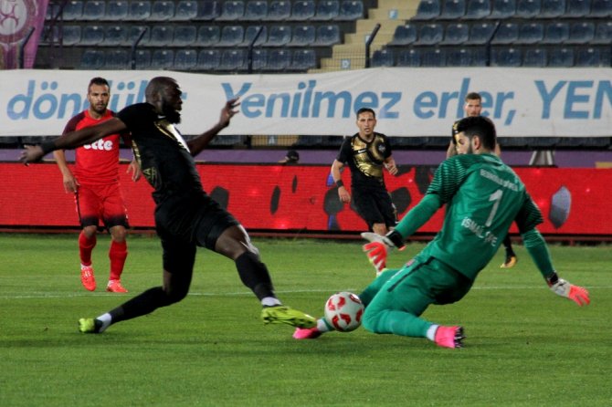 Osmanlıspor Adını Bir Üst Tura Yazdırdı