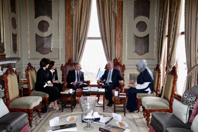 Kurtulmuş, Özbekistan Cumhurbaşkanı’nı Topkapı Sarayı’nda Ağırladı