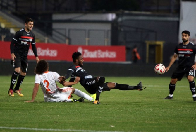 Grandmedical Manisaspor, Hatayspor’u 1-0’la Geçti