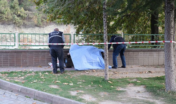 Kolonya İçtiği İddia Edilen Şahıs Ölü Bulundu