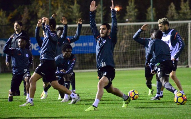 Atiker Konyaspor Mehmet Özdilek’le Çalıştı