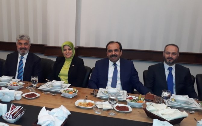 Ak Parti Vakfıkebir İlçe Teşkilatı Ankara’da Toplandı