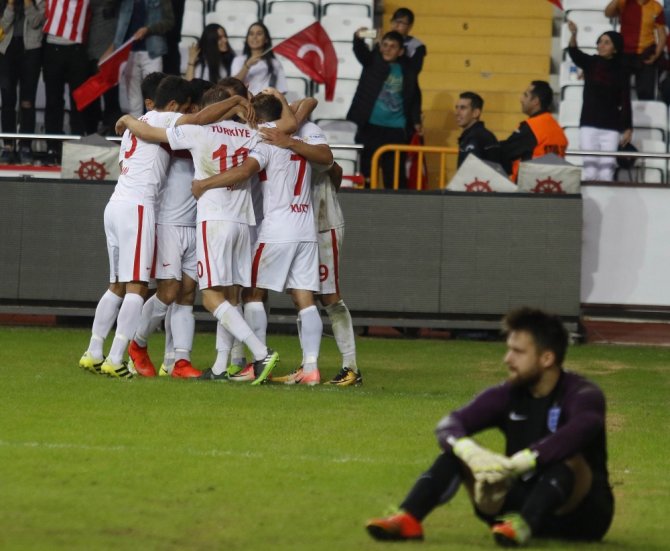 İşitme Engelli Milli Takım İngiltere’yi 5-0 Yendi