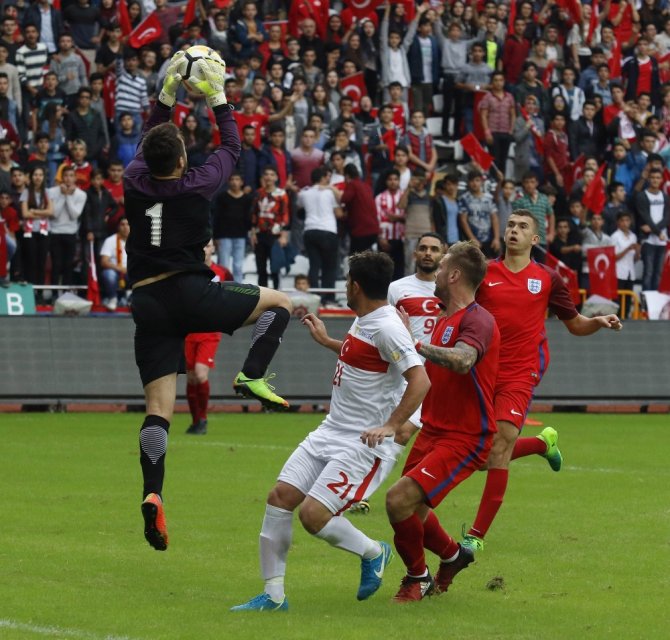 İşitme Engelli Milli Takım İngiltere’yi 5-0 Yendi
